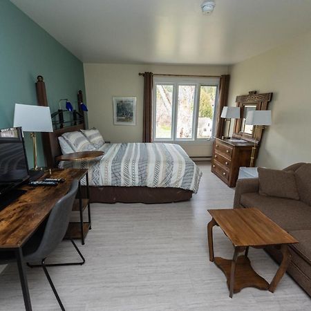 Auberge Beausejour Les Eboulements Luaran gambar