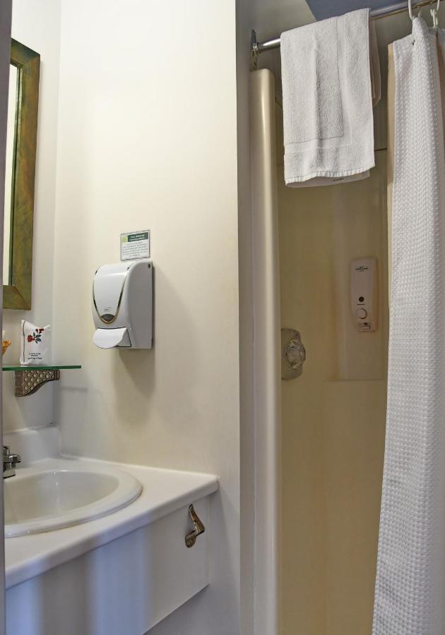 Auberge Beausejour Les Eboulements Luaran gambar