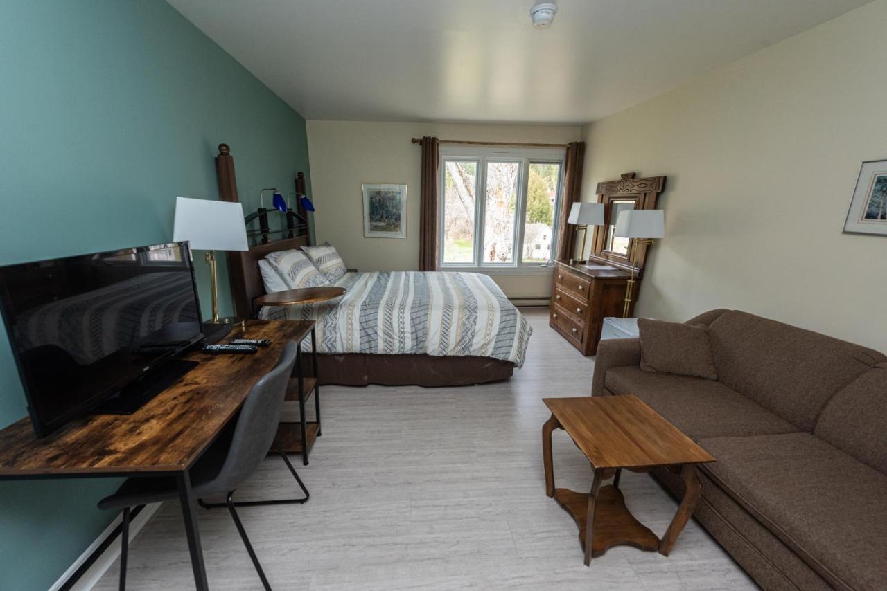 Auberge Beausejour Les Eboulements Luaran gambar